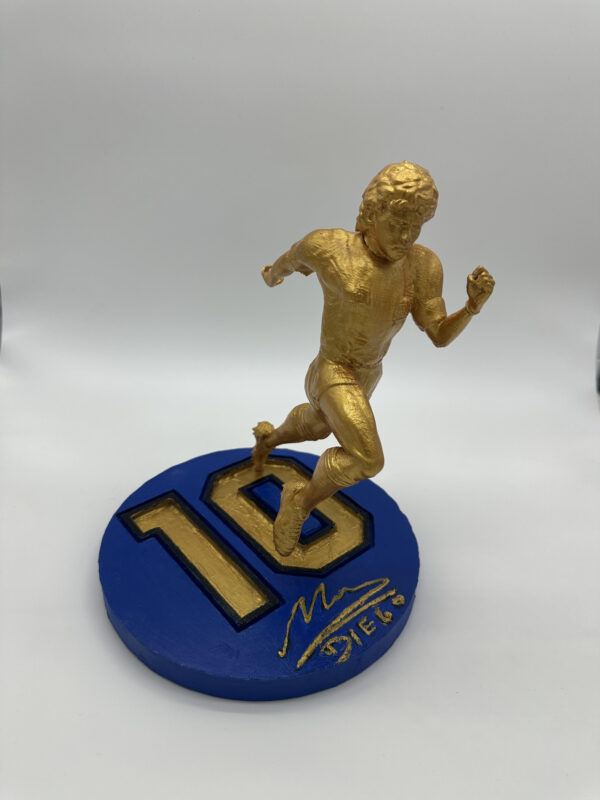Maradona statua dipinta a mano!